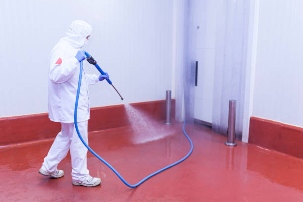 Best Animal Enclosure Cleaning  in Kraemer, LA